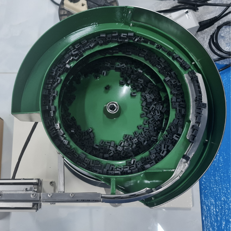 Phân loại phễu rung cấp phôi & Cách chọn mâm rung phù hợp 5 phan loai pheu rung