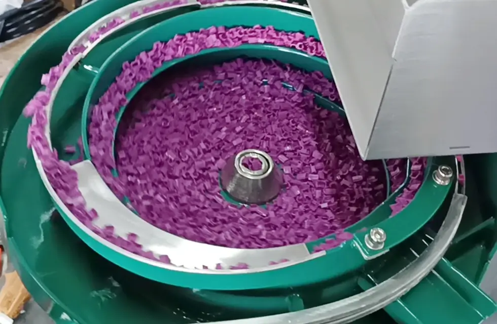 Cấp Phôi Độ Chính Xác Cao