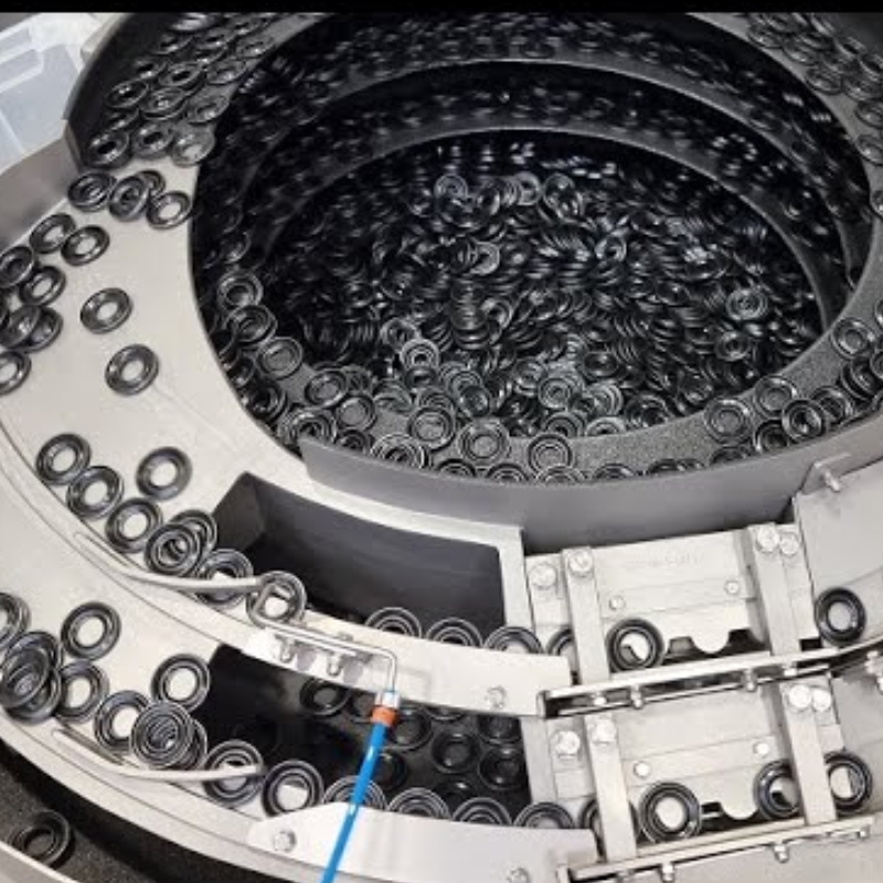 Phễu rung cấp phôi cho ngành điện tử - Giải pháp tối ưu hoá 1 phễu rung cấp phôi cho ngành điện tử