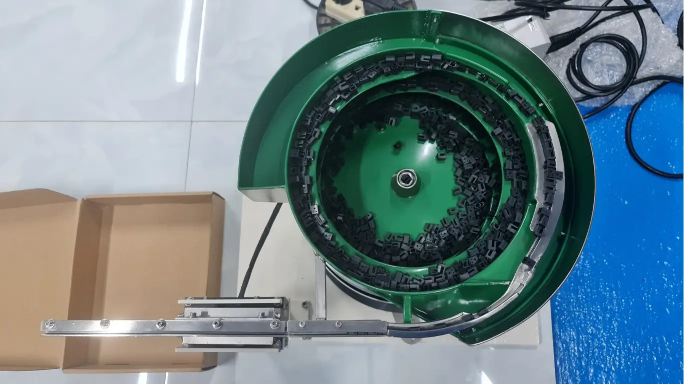 Ứng dụng thực tế của phễu rung tự động