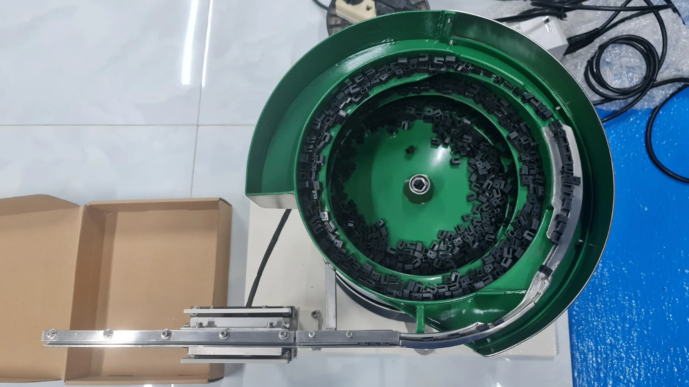 Ưu điểm nổi bật của phễu rung tự động