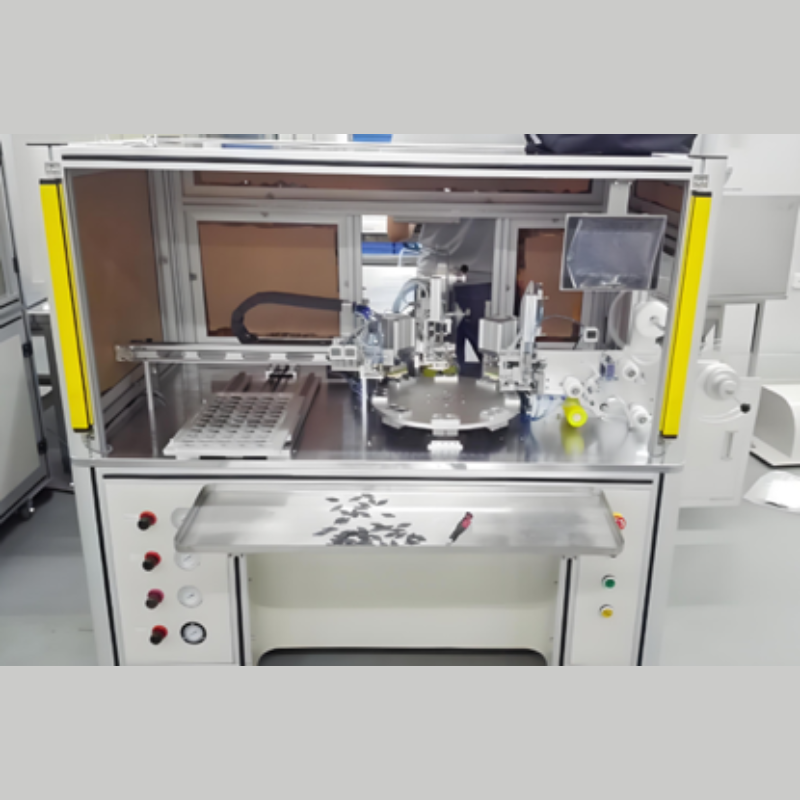 Máy dán màng quay 4 vị trí độ chính xác cao 1 Máy dán màng quay 4 vị trí độ chính xác cao