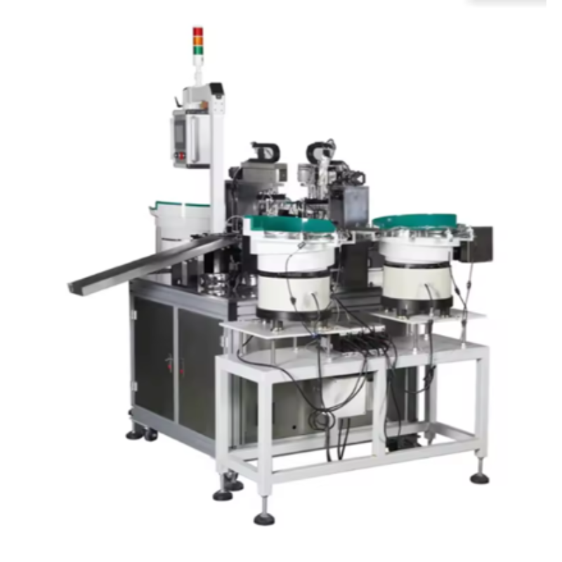 Máy lắp ráp phích cắm tự động 1 Máy lắp ráp phích cắm tự động