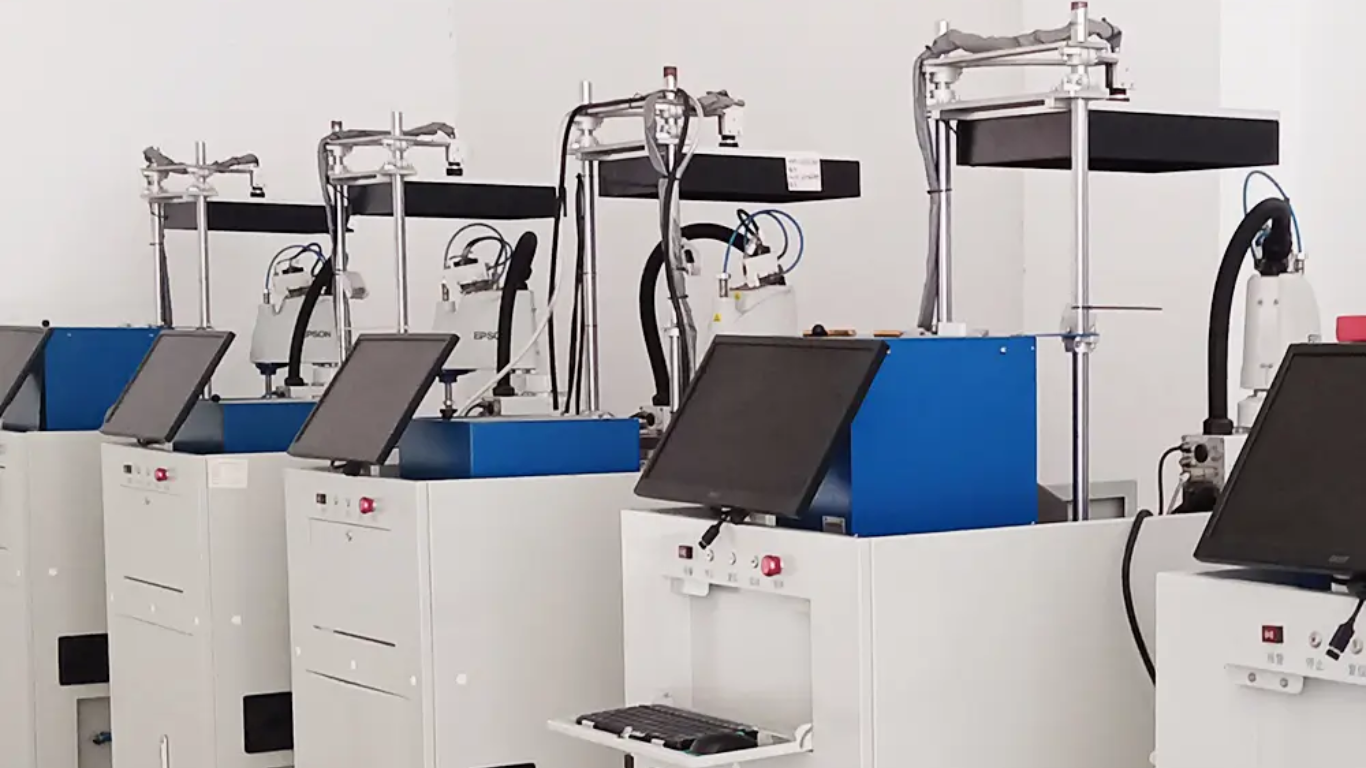 Phễu nạp linh hoạt: Định nghĩa lại công đoạn cấp liệu tự động 1 Phễu nạp linh hoạt hoạt động như thế nào?