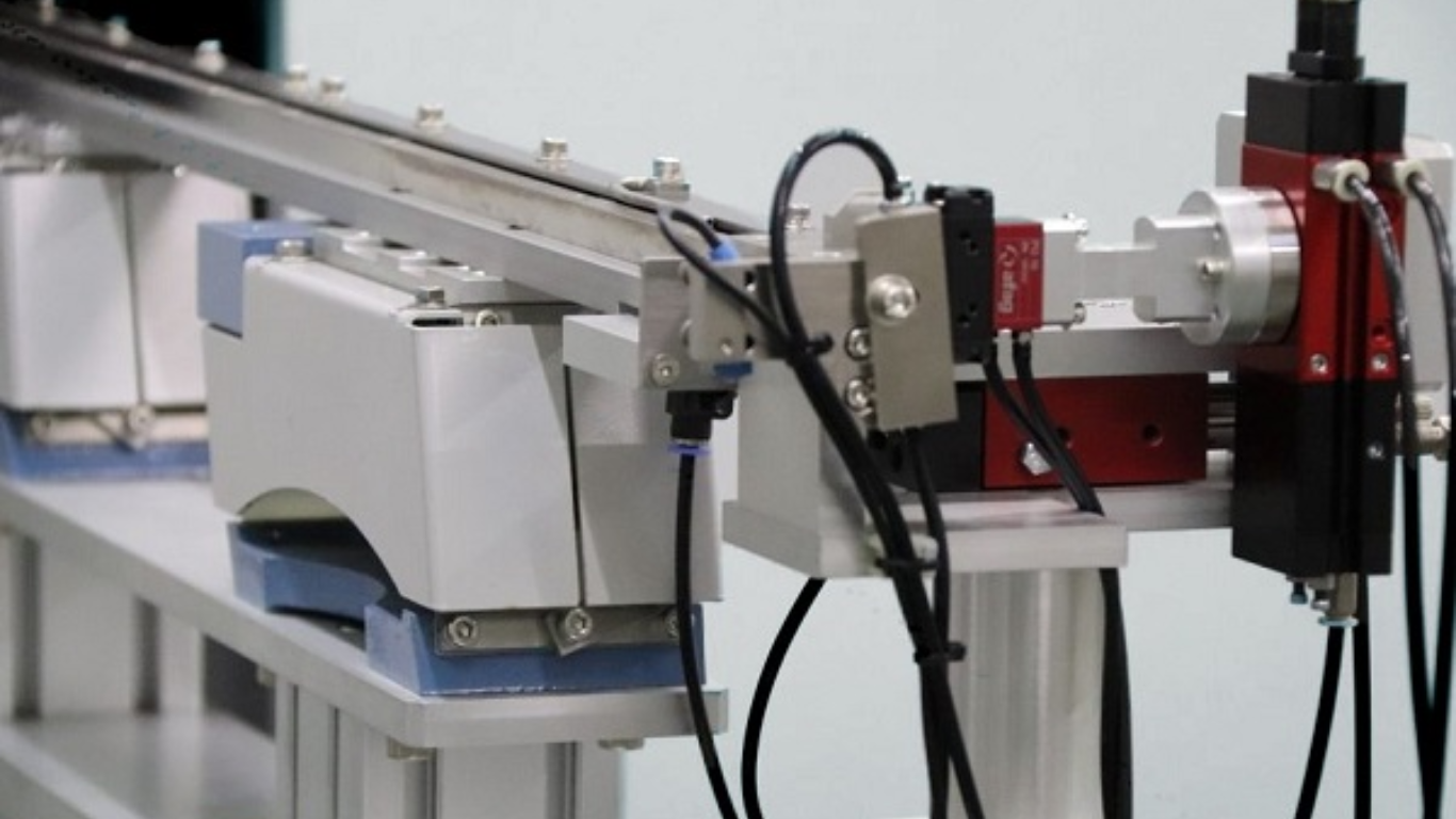 Bộ cấp phôi đa năng