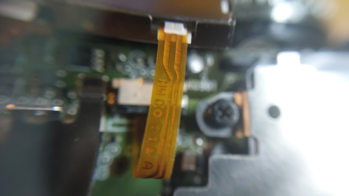 Bộ nạp linh hoạt cho Chip: Giải pháp cấp phôi tuyệt đối cho linh kiện Micro-size 2 Công nghệ cấp phôi linh hoạt và Robot tích hợp