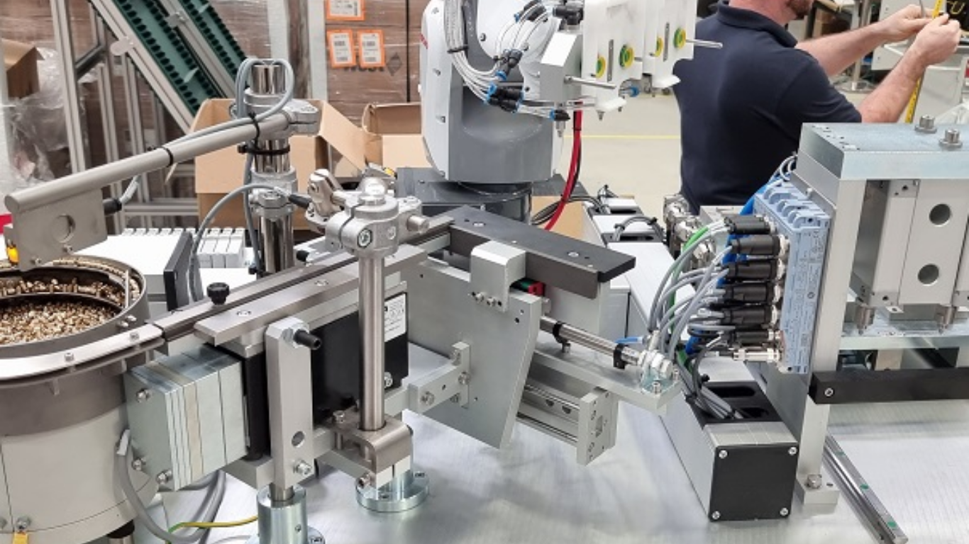 Công nghệ tích hợp cốt lõi: Vision-Guided Cobot Feeding