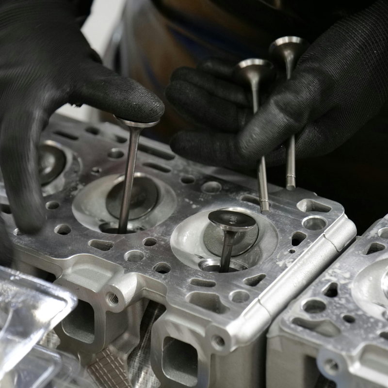 Máy lắp ráp thủ công: Tối ưu hóa trạm làm việc để tăng năng suất 50% 1 Máy lắp ráp thủ công