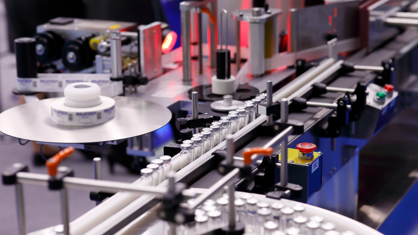 Máy dán nhãn linh kiện: Đảm bảo độ chính xác cho từng chi tiết vi mô 2 Phân loại ứng dụng và các loại máy chính