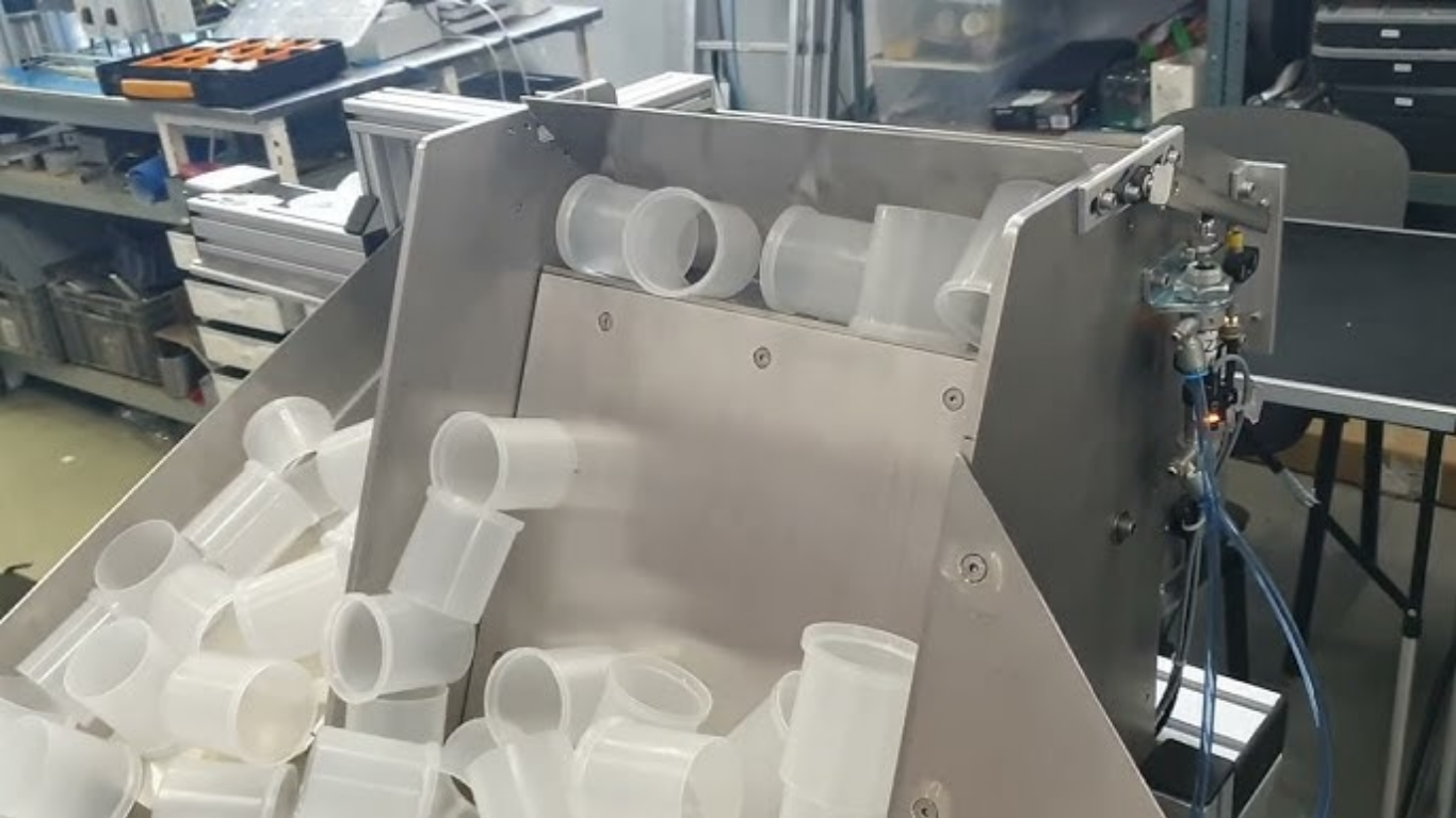 Máy cấp liệu không rung lắc: Giải pháp vượt qua tiếng ồn, hư hỏng và tải nặng 3 Các loại phôi phù hợp nhất với máy không rung lắc