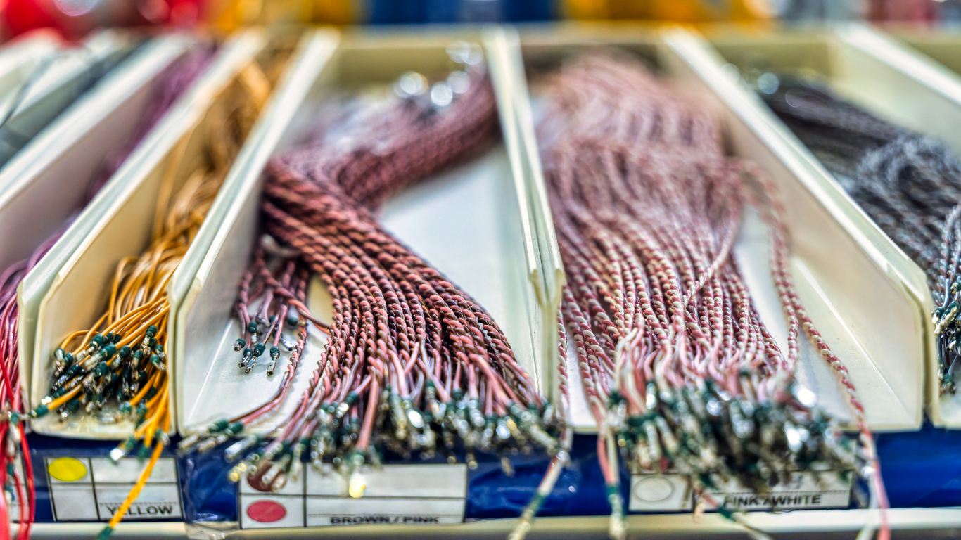 Máy lắp ráp đầu nối: Đạt độ chính xác Micron và kiểm soát lực ép 100% 1 Cơ chế chính đảm bảo độ chính xác lắp ráp