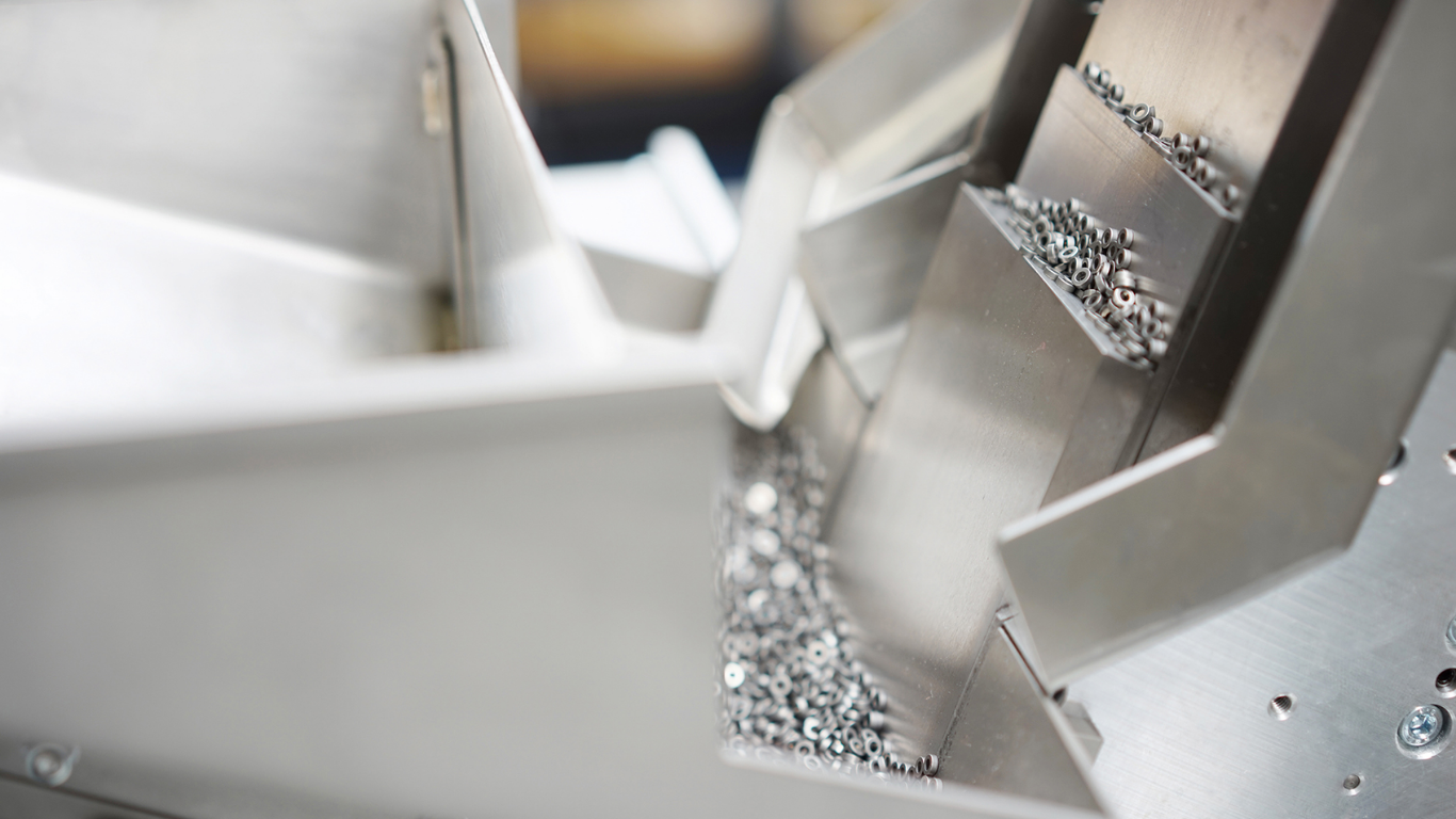 Bán bộ cấp phôi bậc thang SWOER: Giải pháp tải nặng, chống kẹt 1 Danh mục sản phẩm Step Feeder đa dạng