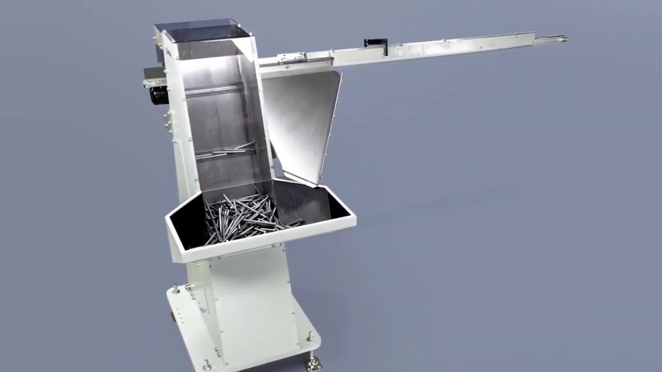 Cấp phôi cho chi tiết dễ trầy xước: 3 Giải pháp công nghệ đảm bảo Zero Damage bề mặt 1 Máy cấp liệu bậc thang (Step Feeder)