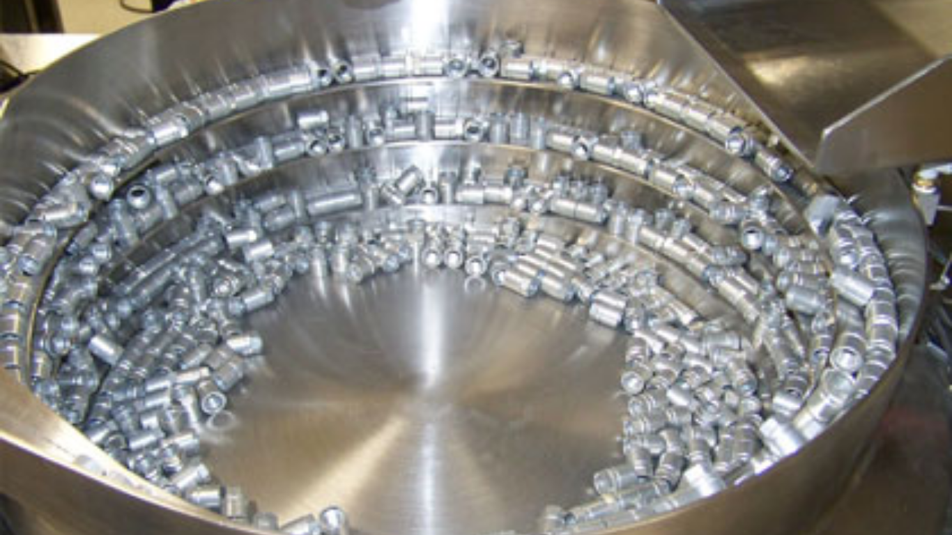 Tuổi thọ máy cấp liệu ly tâm: Bí quyết kéo dài độ bền và tối ưu hóa ROI 1 Ưu thế thiết kế tăng cường tuổi thọ