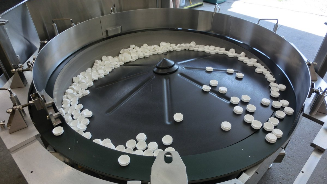 Hiệu suất máy cấp liệu ly tâm: Bí quyết tối đa hóa năng suất dây chuyền 2 Các yếu tố "vàng" ảnh hưởng đến hiệu suất