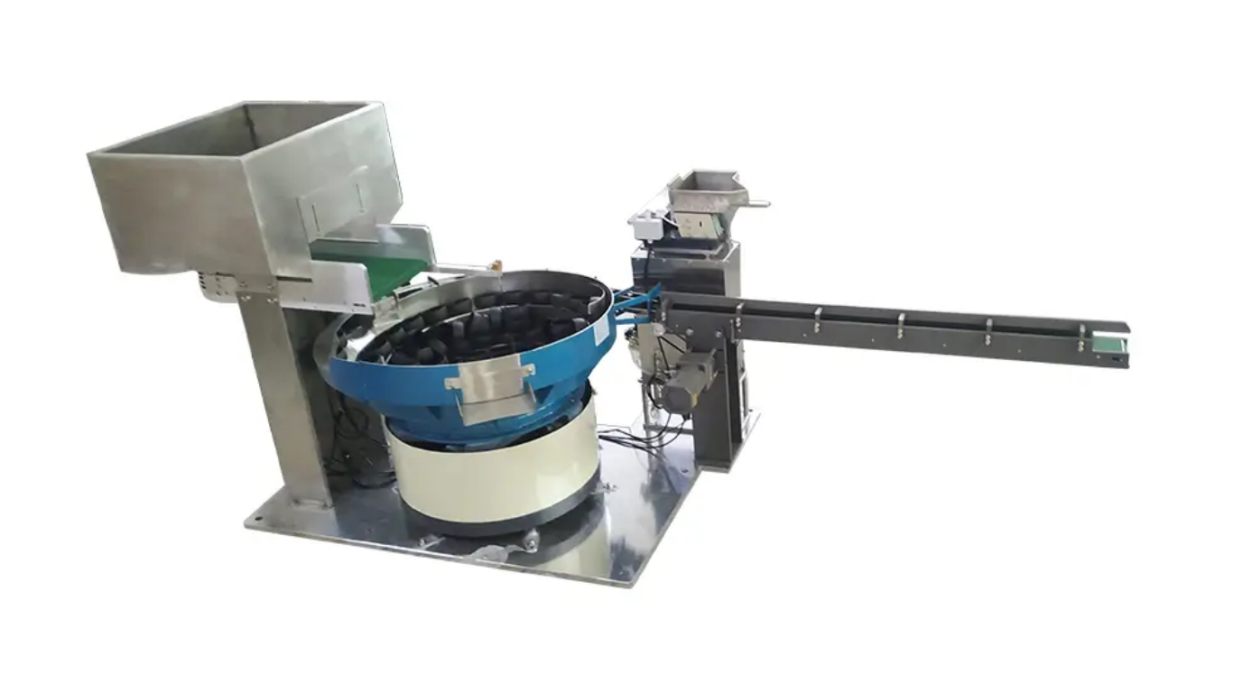 Máy cấp liệu rung hạt nhựa: Tối ưu hóa tốc độ và độ chính xác trong tự động hóa ngành nhựa 3 Giải pháp chuyên biệt cho vật liệu nhựa