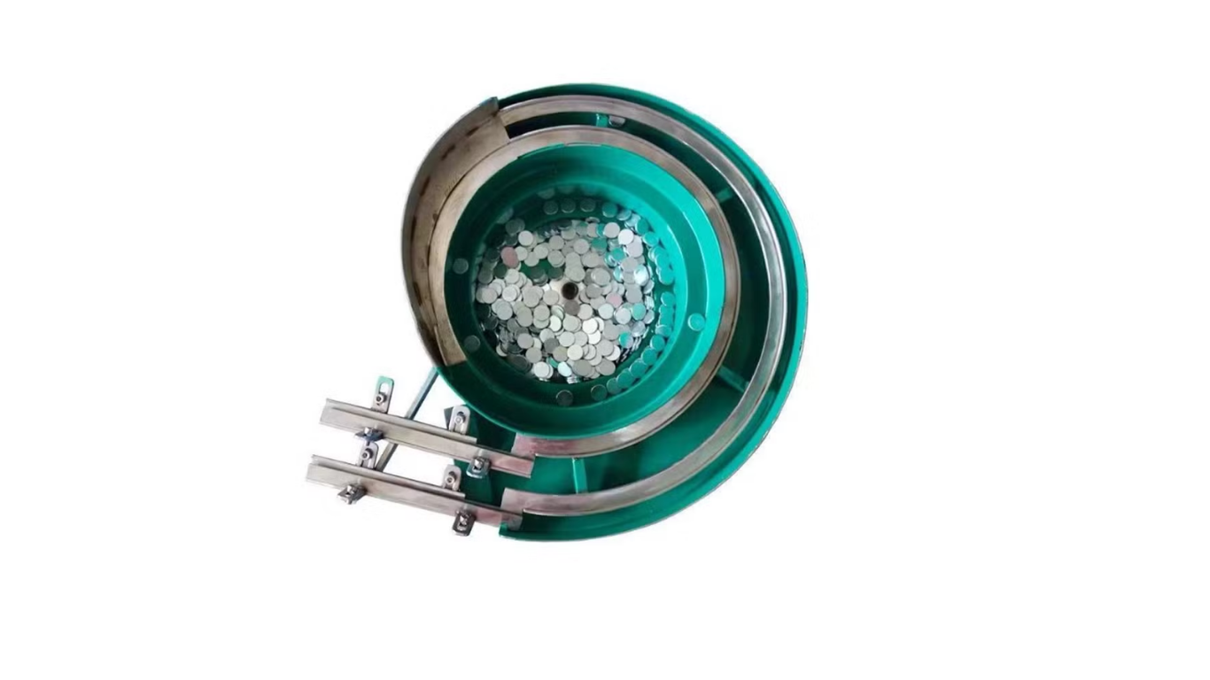 Máy cấp liệu rung Trung Quốc: Có nên đầu tư? Đánh giá chất lượng & giá thành 3 Kinh nghiệm Vàng khi chọn mua máy rung Trung Quốc