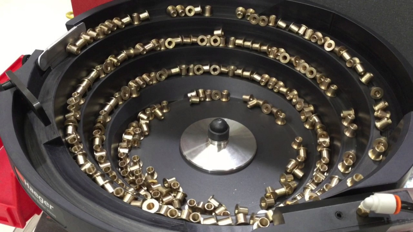 Tổng hợp linh kiện máy cấp liệu rung: Chức năng & bí quyết chọn phụ tùng chuẩn 2 Linh kiện điện và điều khiển