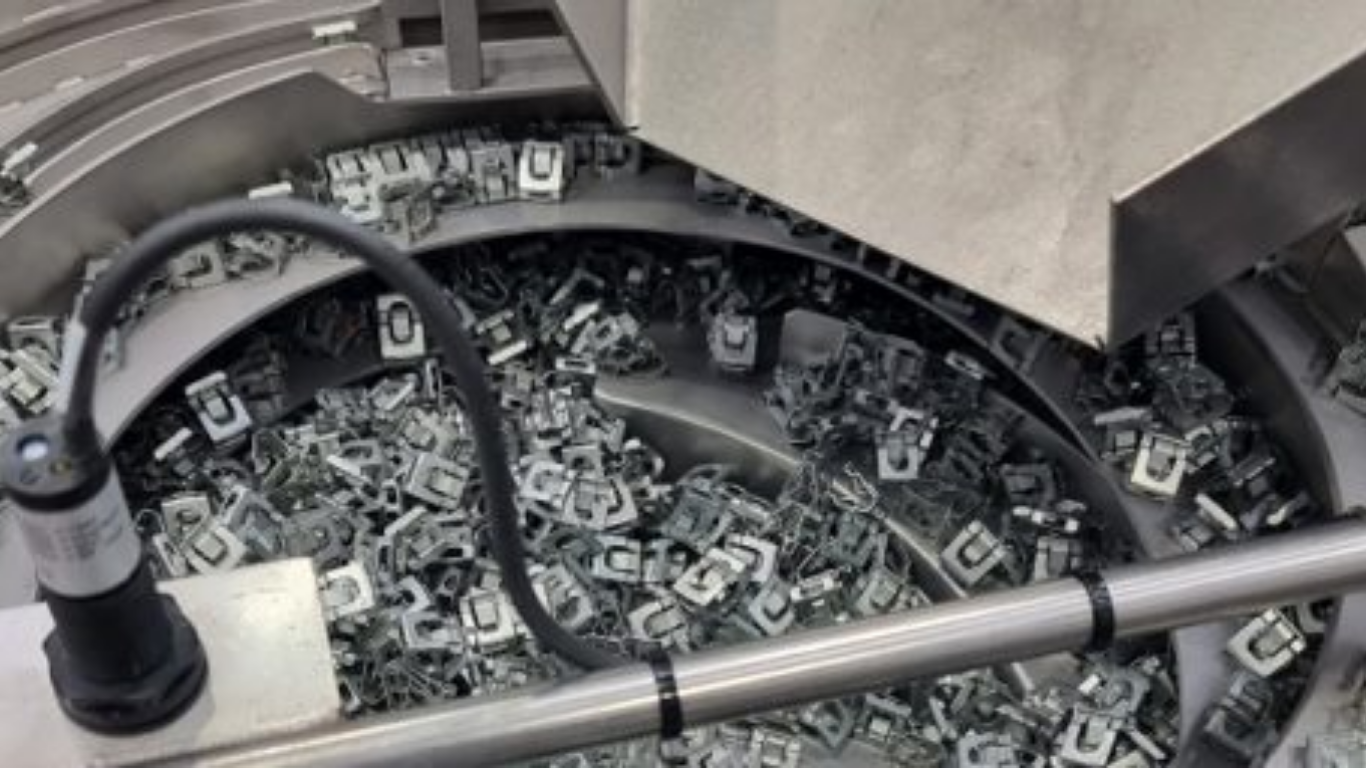 Báo giá máy cấp liệu rung 2026: Các yếu tố ảnh hưởng và bảng giá tham khảo 3 Quy trình nhận báo giá tại SWOER trong 24h