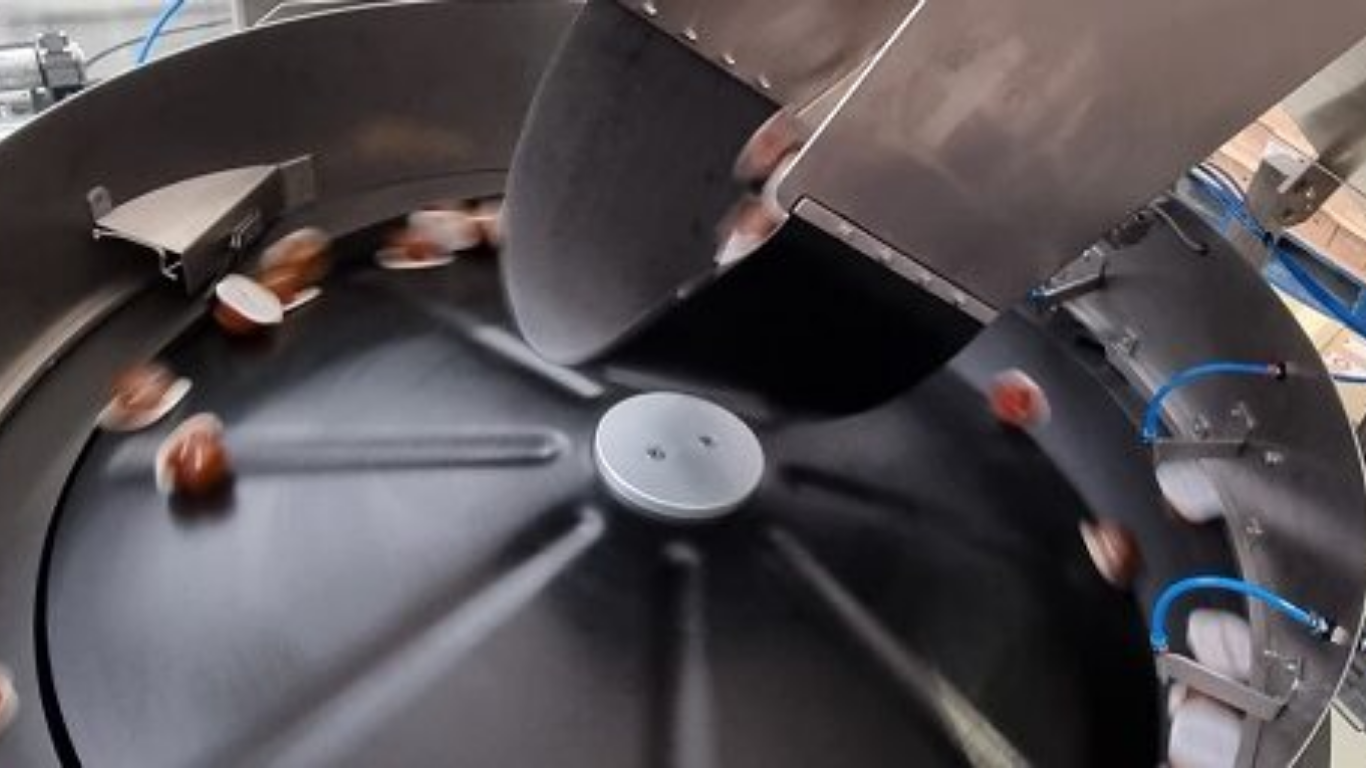 Máy cấp liệu ly tâm tại Bắc Ninh: Tối ưu năng suất cho nhà máy 4.0 3 Ứng dụng thực tế tại các KCN trọng điểm của tỉnh