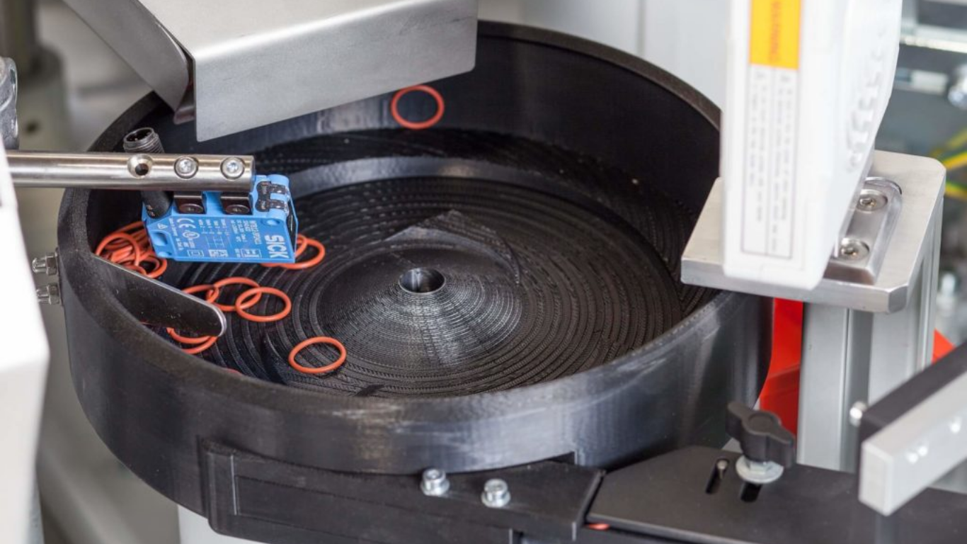 Ưu nhược điểm máy cấp liệu rung: Đánh giá toàn diện lợi ích và hạn chế cần biết 1 Ưu điểm vượt trội của máy cấp liệu rung