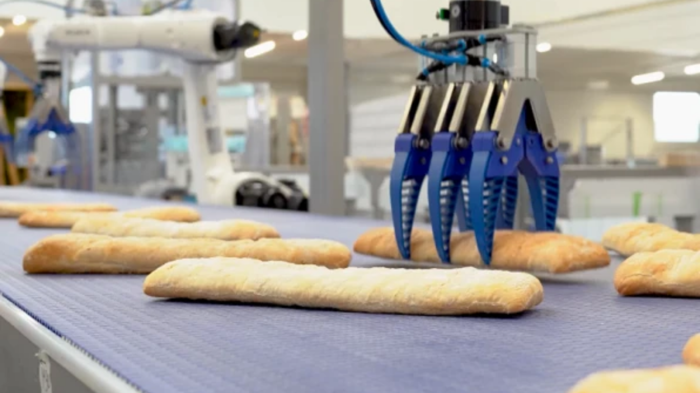 Robot Delta gắp bánh mì: Giải pháp tốc độ và chuẩn vệ sinh 2026 2 Các tính năng ưu việt của Robot Delta tại SWOER