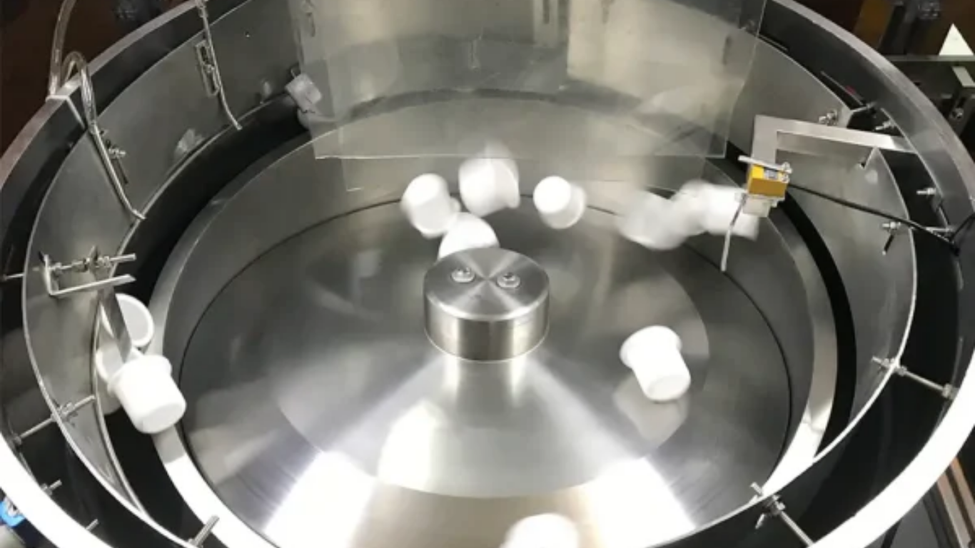 Có nên dùng máy cấp liệu ly tâm thay máy rung? Phân tích từ chuyên gia 2 Khi nào KHÔNG NÊN thay thế máy rung?