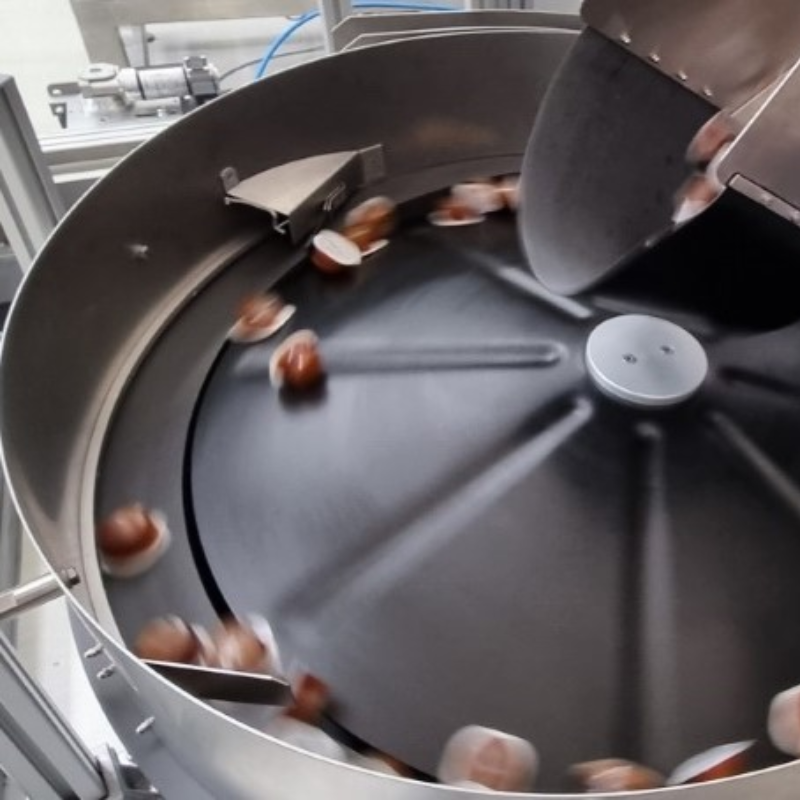 Máy cấp phôi cho ứng dụng F&B