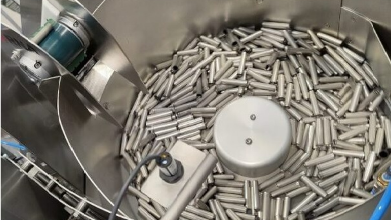 Máy cấp liệu ly tâm cho tốc độ 1000 phôi/phút: Đỉnh cao năng suất 2026 3 Những ngành nào cần tốc độ 1000 phôi/phút?