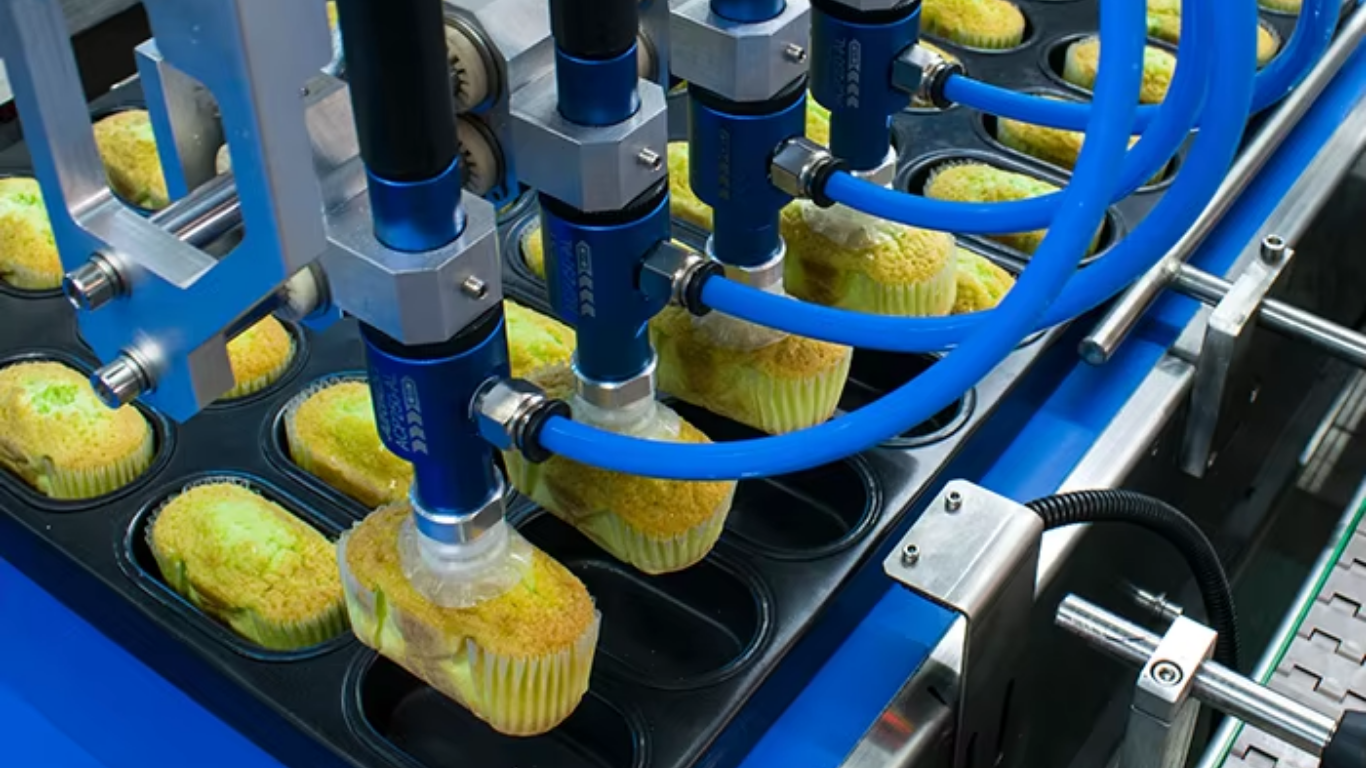 Robot Delta gắp bánh mì: Giải pháp tốc độ và chuẩn vệ sinh 2026 1 Tại sao Robot Delta là lựa chọn số 1 để gắp bánh mì?