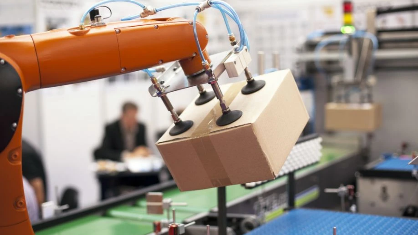 Robot đóng hộp tự động: Giải pháp tối ưu quy trình đóng gói 2026 3 Ứng dụng tiêu biểu trong các ngành công nghiệp