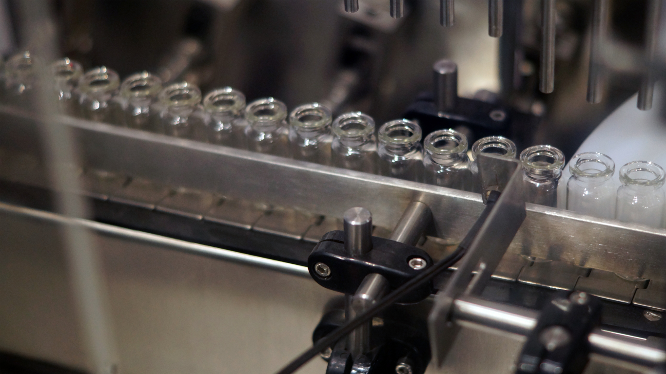 Ưu điểm vượt trội của máy đóng gói hóa chất SWOER