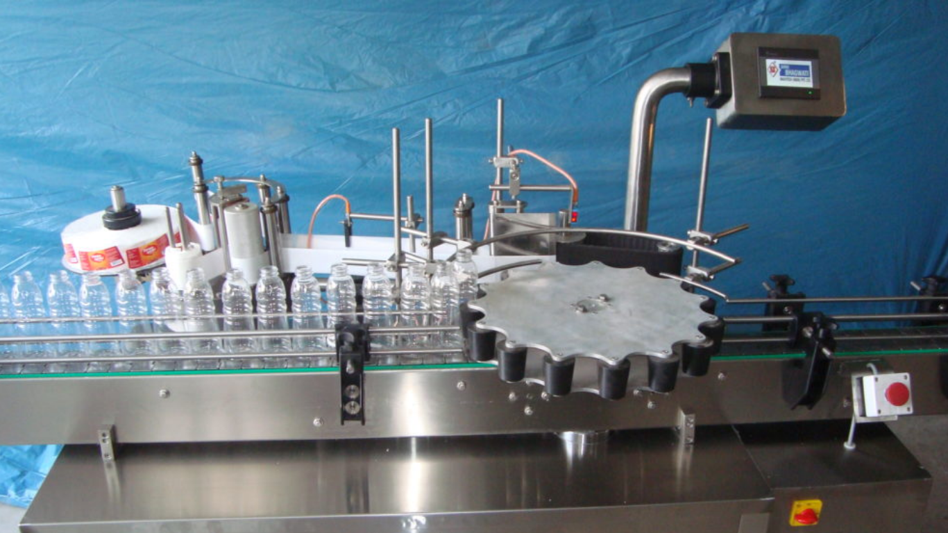 Máy dán nhãn mâm xoay