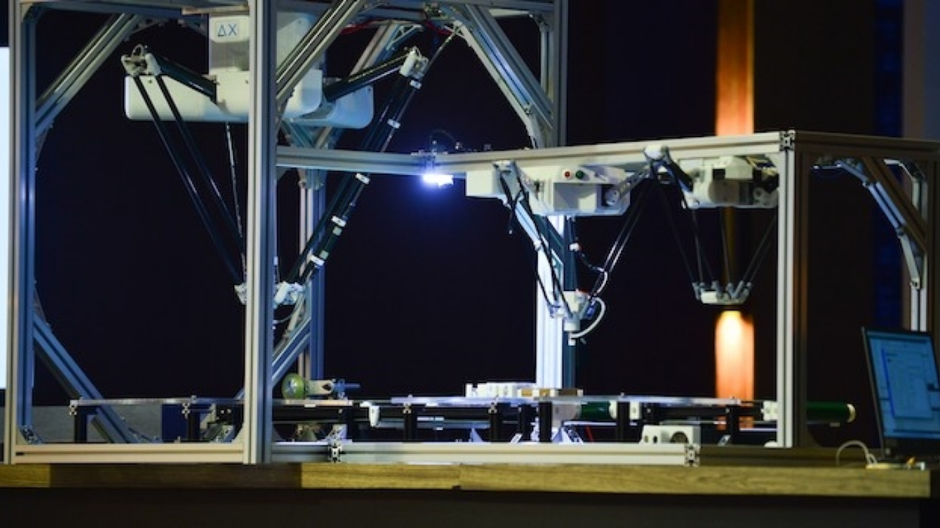 Robot Delta bảo hành 24 tháng: Cam kết cho sự thịnh vượng 1 Tại sao chính sách bảo hành 24 tháng lại quan trọng?