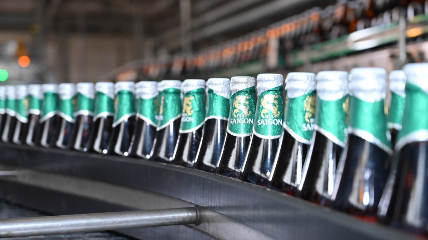 Đặc điểm kỹ thuật của một máy dán nhãn bia chất lượng