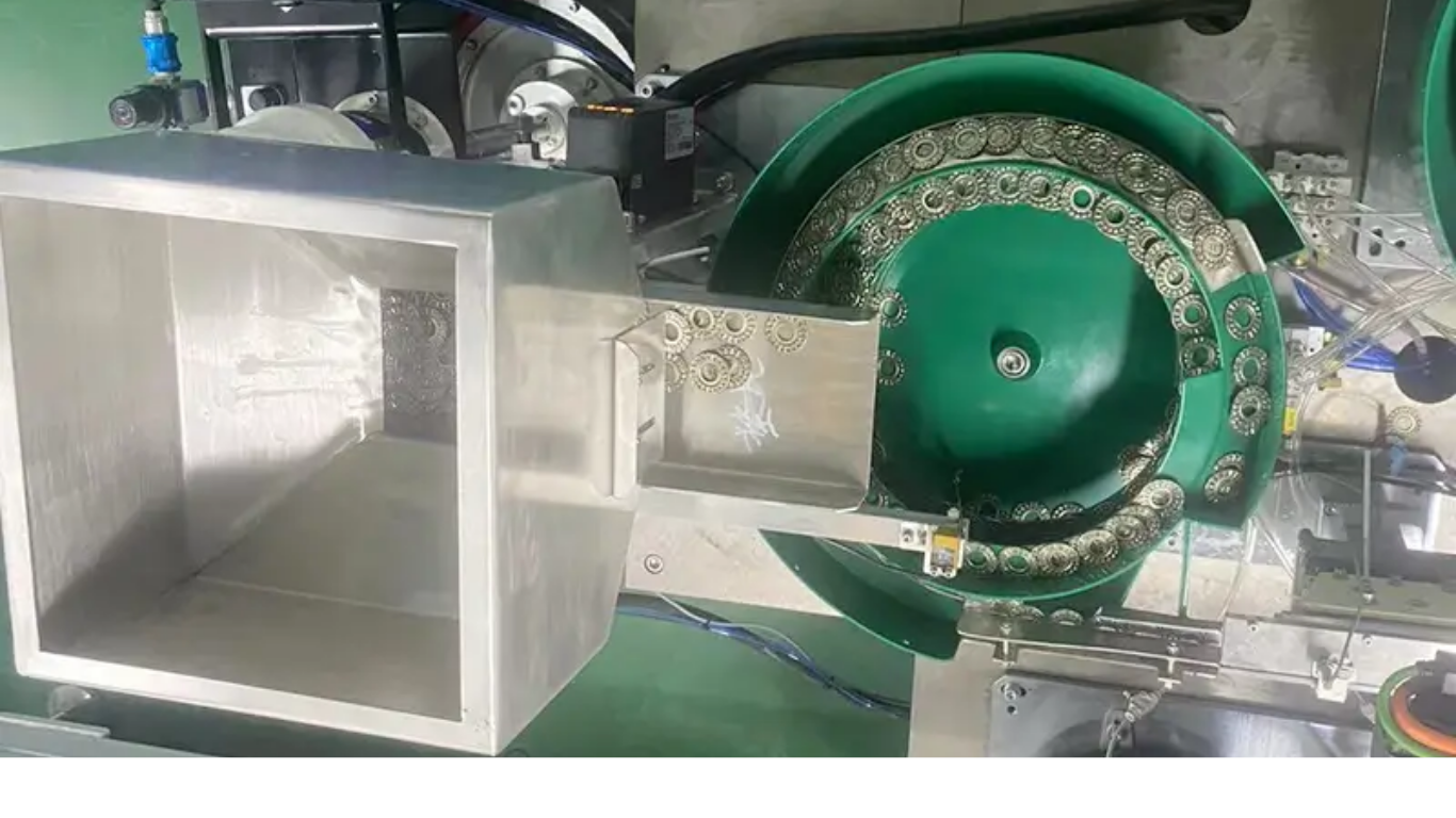 Mâm rung ổn định và nhanh: Chìa khóa vàng bứt phá sản lượng nhà xưởng 3 Lợi ích kinh tế khi phân xưởng sở hữu hệ thống cấp phôi tốc độ cao, ổn định