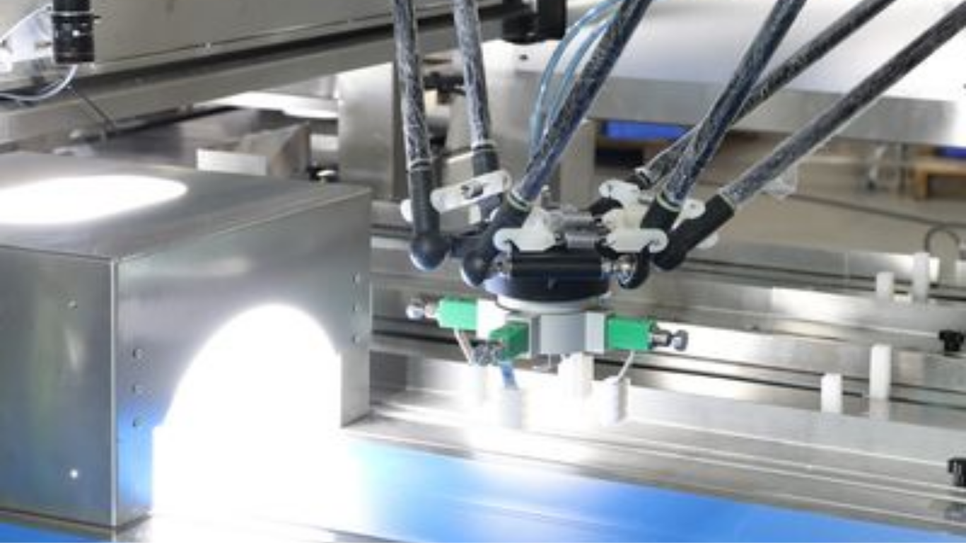 Robot nhện đóng khay bánh kẹo năng suất bao nhiêu? Bất ngờ với con số thực tế 2 Yếu tố quyết định trực tiếp đến tốc độ gắp thả của Robot Delta