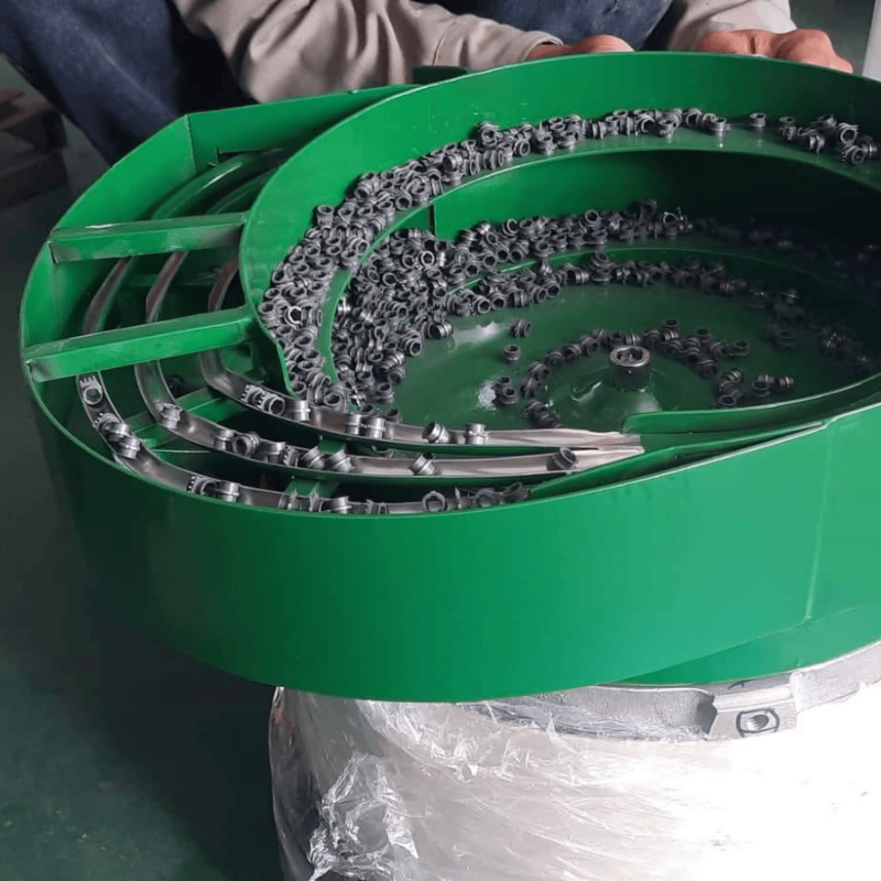 Bulong ốc vít mâm rung: Giải pháp cấp phôi tự động siêu tốc 2 Bulong ốc vít mâm rung